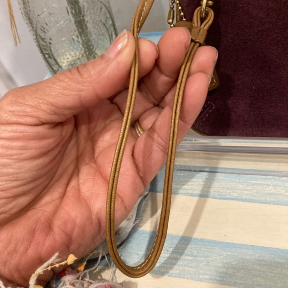 Coach Y2K Purple Suede Laced Wristlet With Brass Grommets - Picture 8 of 10